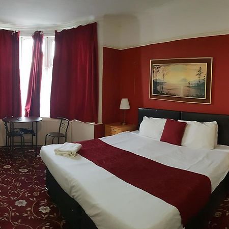 Harrow Bed & Breakfast Buitenkant foto