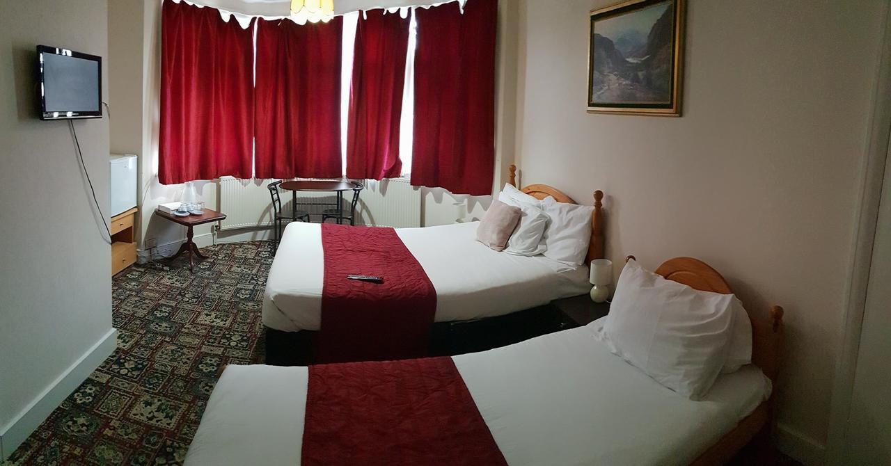 Harrow Bed & Breakfast Buitenkant foto